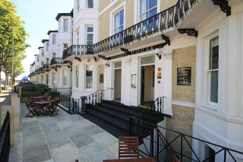 . Andover House Hotel & Restaurant - Adults only