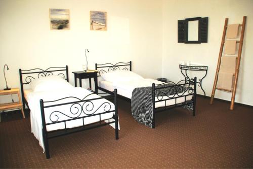Twin Room with Shared Bathroom