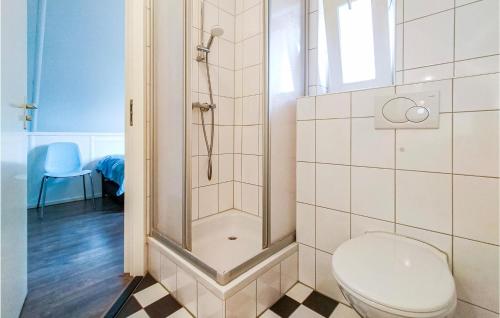 Bathroom, Awesome home in Delden with Sauna, WiFi and 2 Bedrooms in Delden