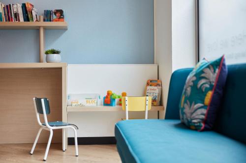 アパートスタイルホテル アダージョ アクセス パリ ク ディブリー