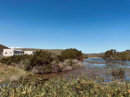 Heron Cottage - Living The Breede