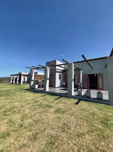 Owl Cottage - Living The Breede