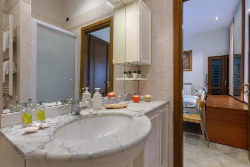 Bologna Santa Maria dei Servi Apartment x3, Boloňa (fotografie 9)