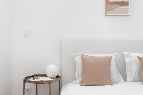 ALTIDO Stylish 2-level flats near Ajuda Palace