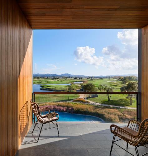 Superior Double or Twin Room with Golf View and Terrace
