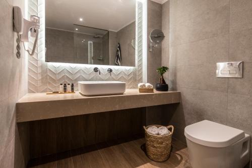 Eden Roc Resort - All Inclusive - image 2
