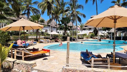 Paradise Beach Resort & Spa
