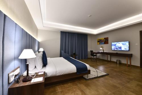 JUFFAIR BOULEVARD HOTEL & SUITES