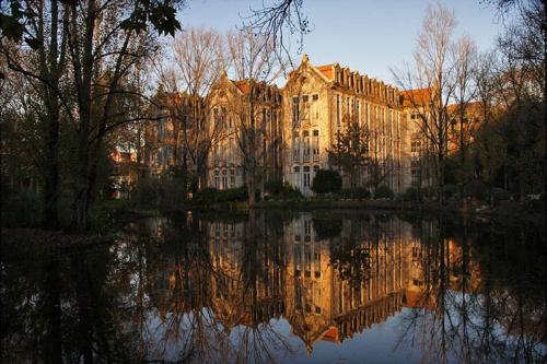 Hotel Dona Leonor - image 2