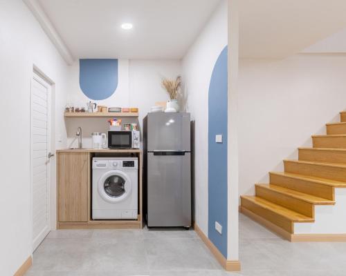 COROOM BKK – Bangkok, NY