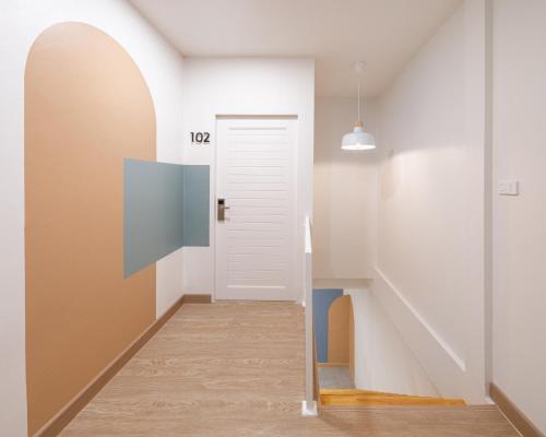 COROOM BKK – Bangkok, NY