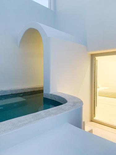 Mod Santorini Vegan Boutique Hotel