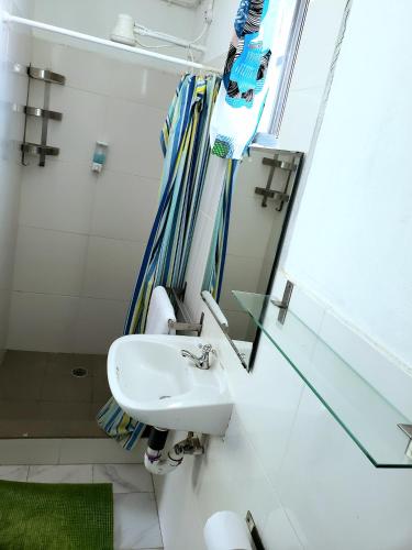 Ванна кімната, Bay View Studio Apartment 3B - Canouan Island in Canouan Island
