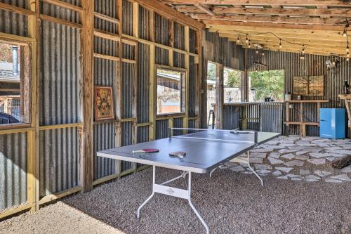 Howdy Haus Pool and Hot Tub and Outdoor Space in Fredericksburg, USA