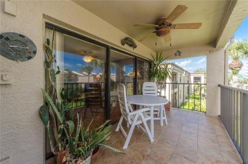 Sea Club Resort Rentals - image 2