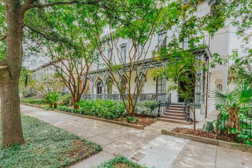 330060704 Bellwether House
