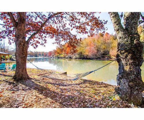 Classic Lake House Lakefront with Fire Pit and Dock thumb 4