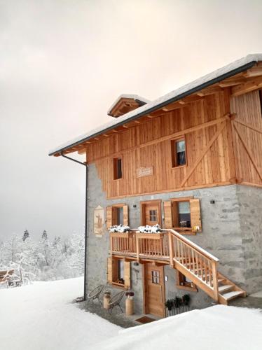 Pimont Alpine Chalet - Accommodation - Madonna di Campiglio