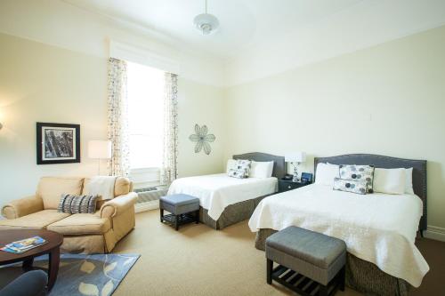 Inn On The Twenty Inn On The Twenty