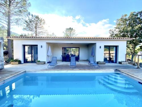 Villa 3 chambres avec piscine proche des piscines naturelles du Cavu gîte à louer Nivalella