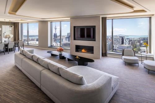 Chairman Suite with Club Access