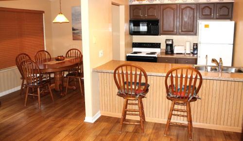 1202 - 2 Bedroom - image 6
