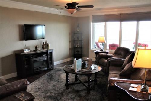 1411 - 2 Bedroom - image 2