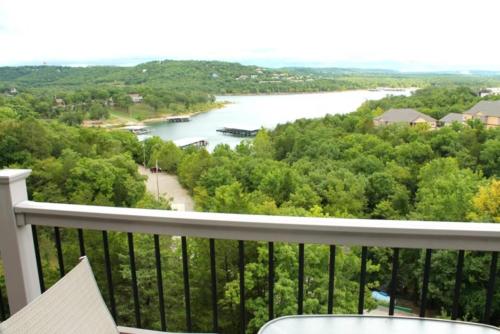 1010 - 3 Bed - Boat Slip - main image