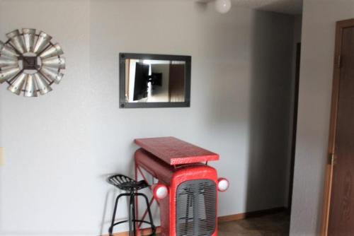 202 - 1 Bedroom Patio - image 6