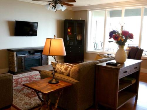 1421 - 3 Bedroom - image 6