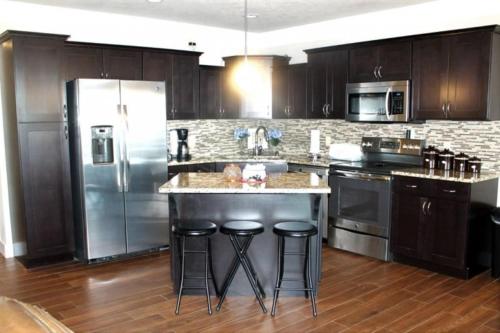 1420 - 3 Bedroom - image 11
