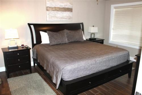 1420 - 3 Bedroom - image 8