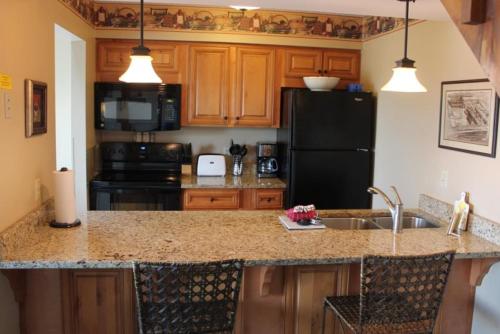 116 - 3 Bedroom Loft - image 11