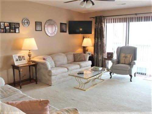 305 - 2 Bed - image 2