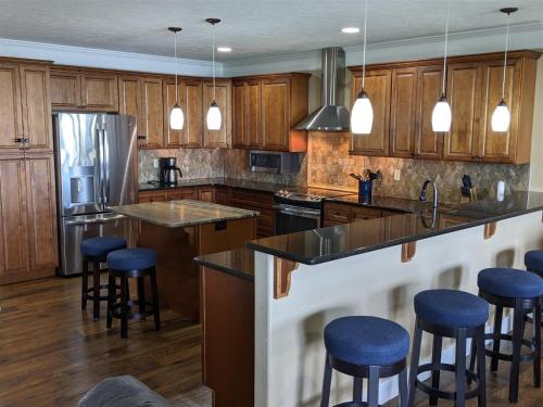 1408 - 3 Bedroom - main image