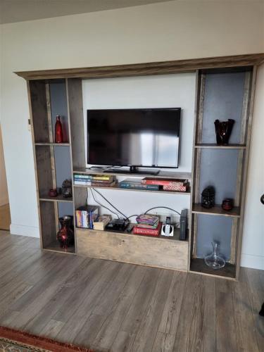 1104 - 2 Bedroom - image 11