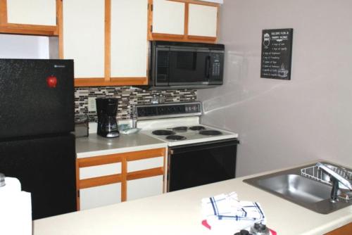 209 - 1 Bedroom - image 6