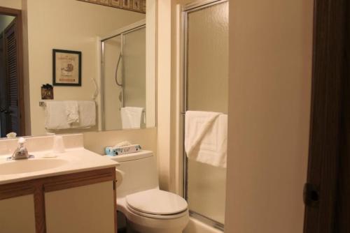207 - 2 Bedroom - image 10