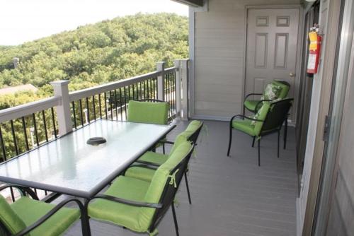207 - 2 Bedroom - image 12