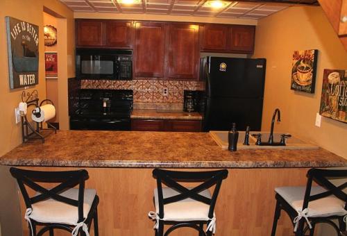 409 - 3 Bedroom Loft - image 10