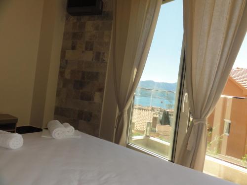 The Old Town Viewpoint Apartments - image 3