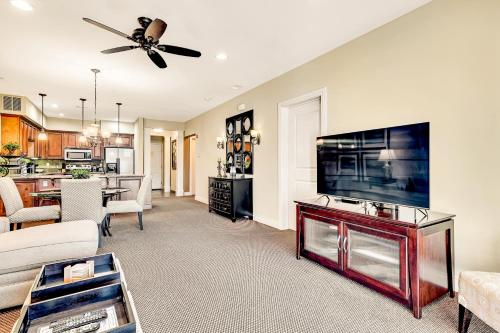 Stayin Classy Condo - main image