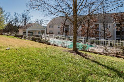 Stayin Classy Condo - image 6