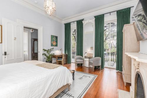 330130164 Bellwether House