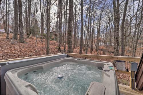 Private Hot Tub Cabin 1 Mi to Beech Mountain! in بانر الك