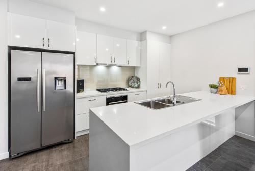 廚房, Fawkner Executive Suites & Serviced Apartments in 福克納