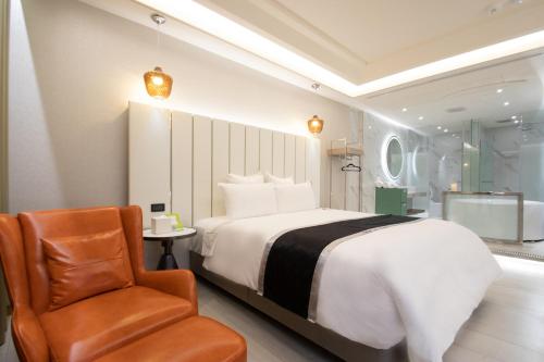 1 double bed