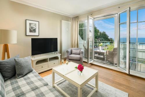Hotel Residenz Waldkrone Room Type - Apartment with Sea View (2-4 Adults) Hotel Residenz Waldkrone Room Type - Apartment with Sea View (2-4 Adults)