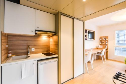 Appart hôtel Q7 Lodge Lyon 7 - 주방