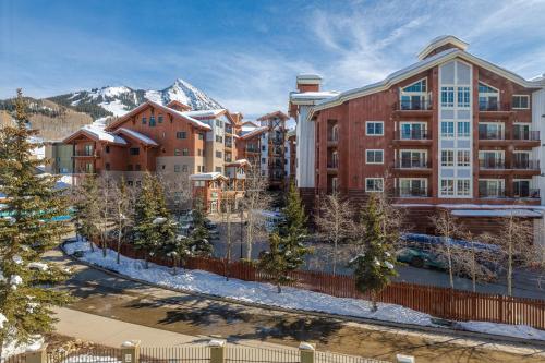 Grand Lodge 1-Bedroom Condo with Mountain Views condo - Apartment - Crested Butte